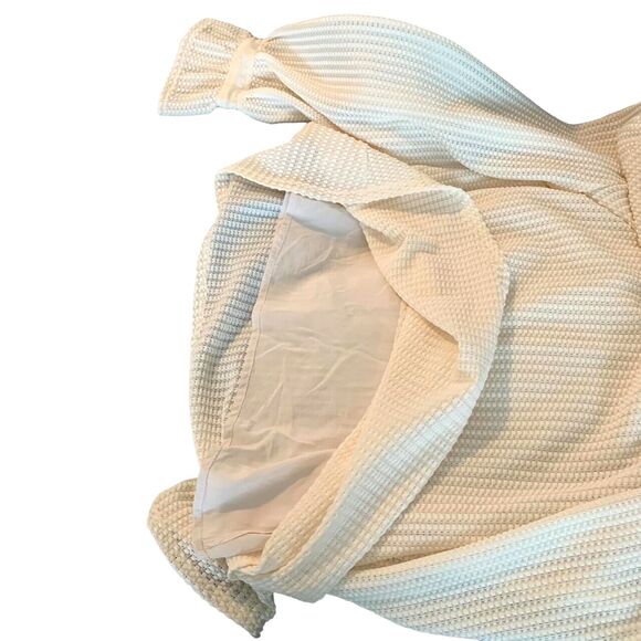 Waffle Knit Mazik Top Ladies Ruffle Neck Cream Knob Fabric Lined Small NWT - Picture 12 of 12